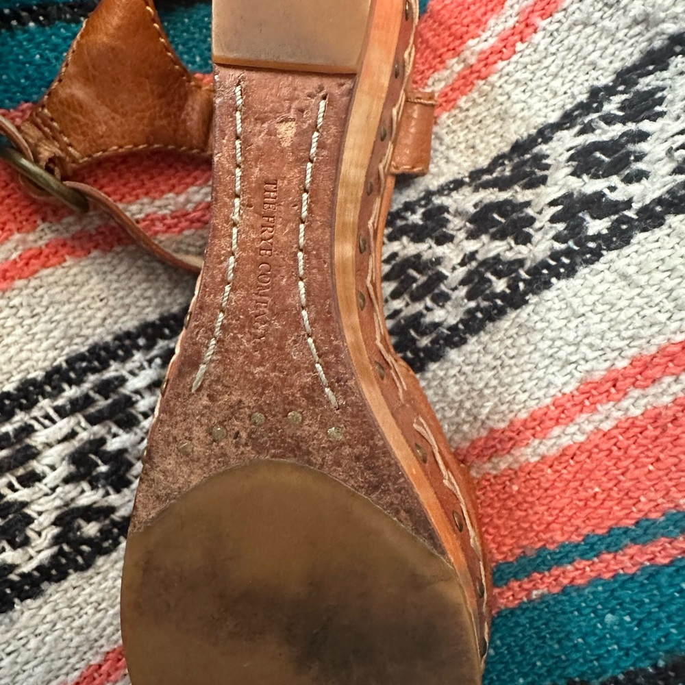 Frye platform sandal, sz 9 - Picture 3 of 4